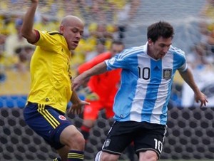 Messi melhorou no 2º tempo e deixou sua marca (Foto: AP)