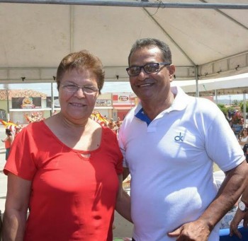 Deputa estadual Fátima Nunes (PT) e AC.