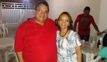 Pedrinho de João Ferreira e sua mãe Dona Dalva