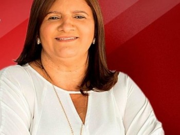 Ziane Costa é a primeira mulher eleita prefeita de Delmiro Gouveia