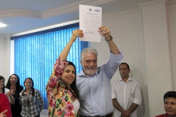 Assinatura de ordem de serviço para implantação do sistema de esgotamento sanitário em Jeremoabo