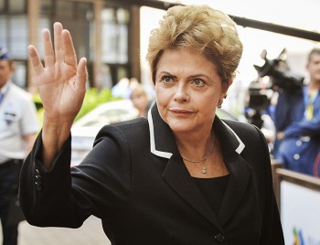 La presidenta Dilma Rousseff en Bruselas, durante un encuentro entre la Unión Europea y mandatarios