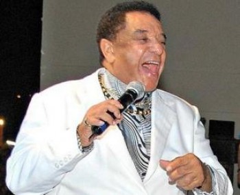 Agnaldo Timóteo, 76,  soltou o verbo sobre a postura da cantora