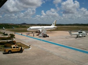 Avião presidencial pousou no Aeroporto Santa Maria em Aracaju às 10h50 da manhã