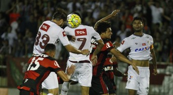 Gol de Henrique foi o que motivou o pedido de anulação pelo Fluminense 