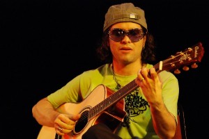 Luciano Magno é o músico convidado do Sarau do Zé Renato