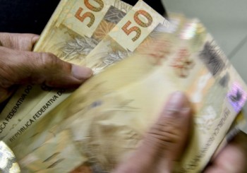 Adicional de R$ 150 é pago a famílias com crianças de até seis anos