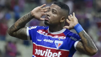 Marinho comemora gol durante Fortaleza x Bahia pelo Campeonato Brasileiro