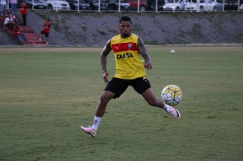 Artilheiro do Leão na Série A com 10 gols, Marinho é a esperança contra o Coritiba