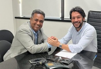 O líder do PP na Câmara Municipal, Leandro Guerrilha e o deputado federal Mário Negromonte Júnio