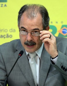 Ministro afirmou que o ensino está evoluindo